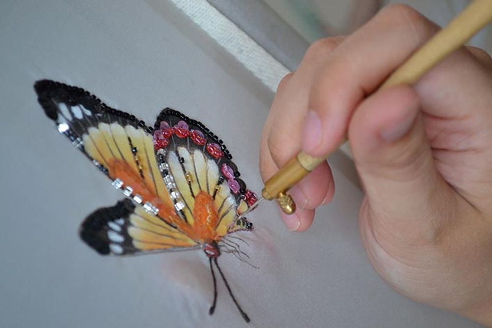 Papiers peints - peints à la main et brodés de papier peint - BRODERIE ART WALLPAPER
