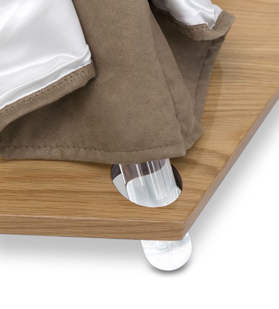 Beds - Teepee Room - CIRCU