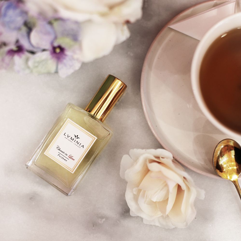 Fragrance for women & men - LUMINIA Perfume Intense - LUMINIA
