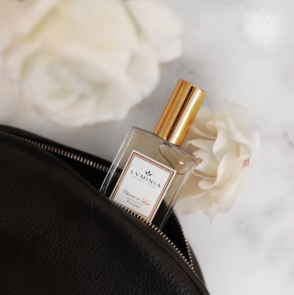 Fragrance for women & men - LUMINIA Perfume Intense - LUMINIA