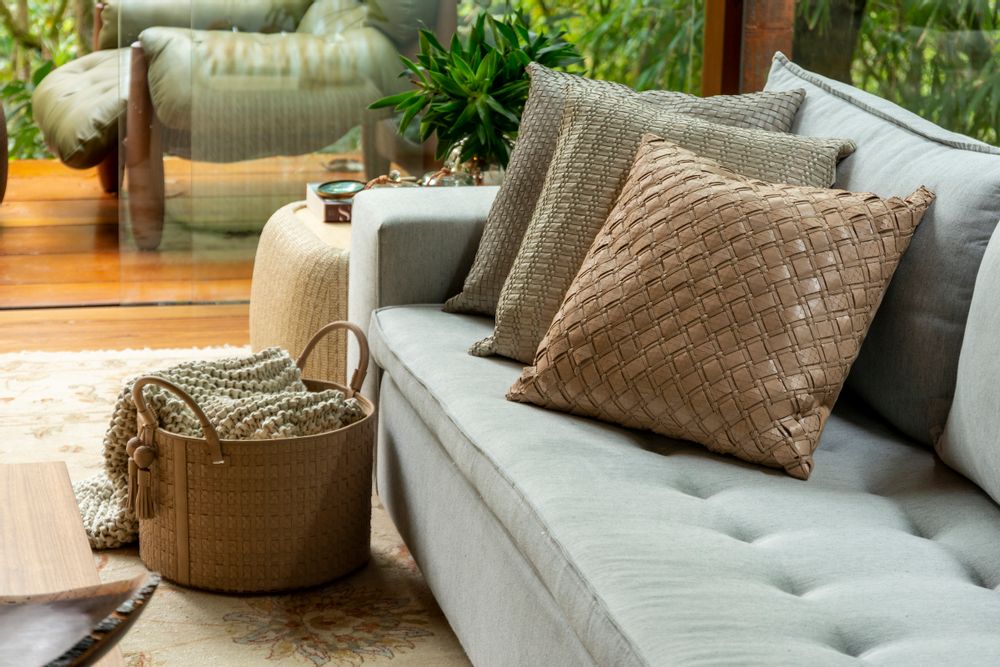 Fabric cushions - Geometrico Braided Cushion - ELISA ATHENIENSE HOME