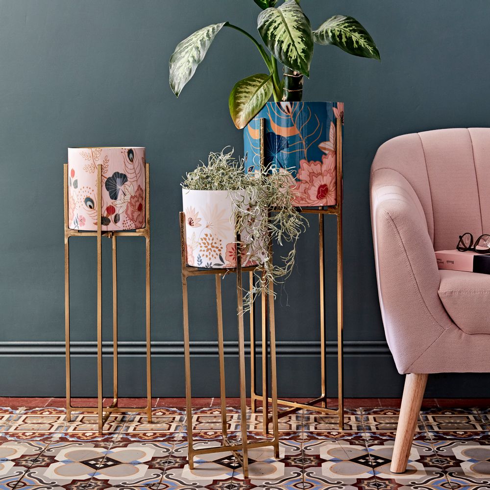 Fauteuils - Pots de fleurs sur pieds et fauteuil "Élégance végétale" - AMADEUS