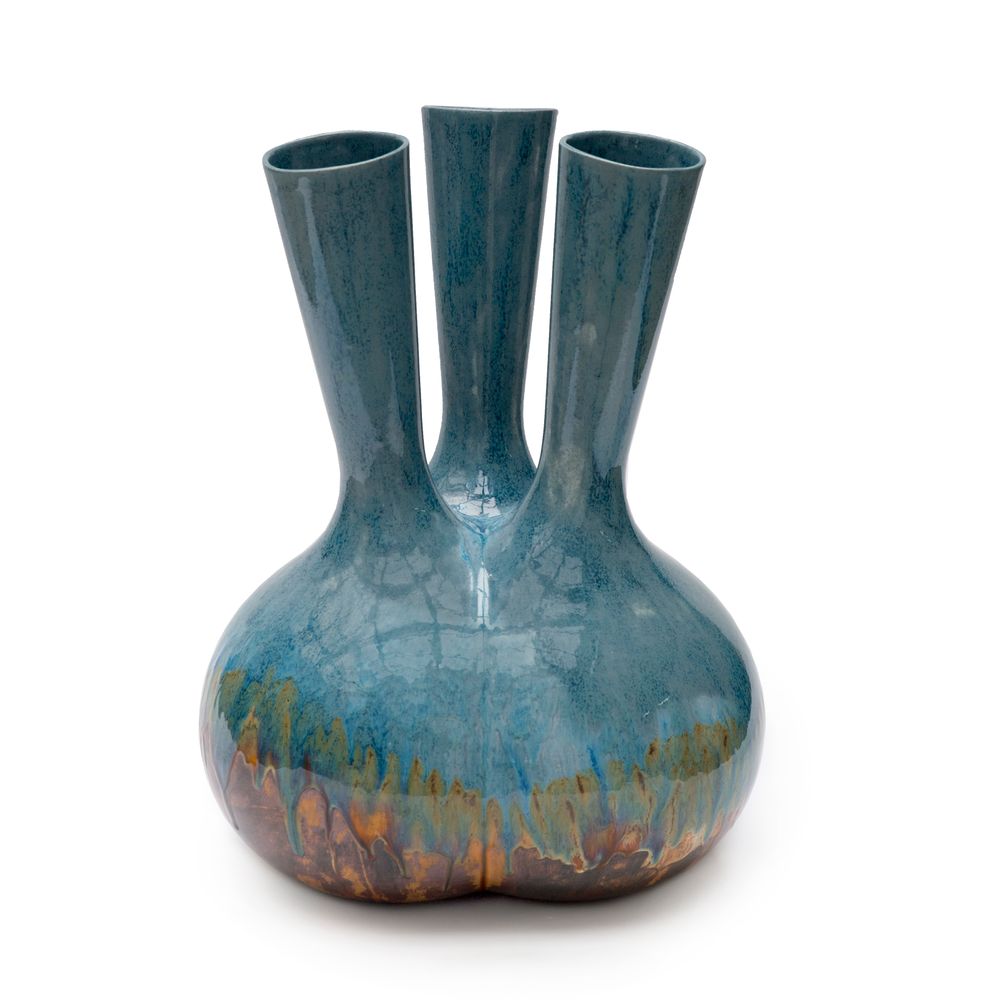 Ceramic - Mama Vase - Roderick Vos - COR UNUM
