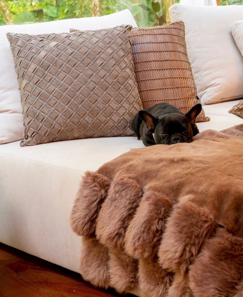 Fabric cushions - Geometrico Braided Cushion - ELISA ATHENIENSE HOME