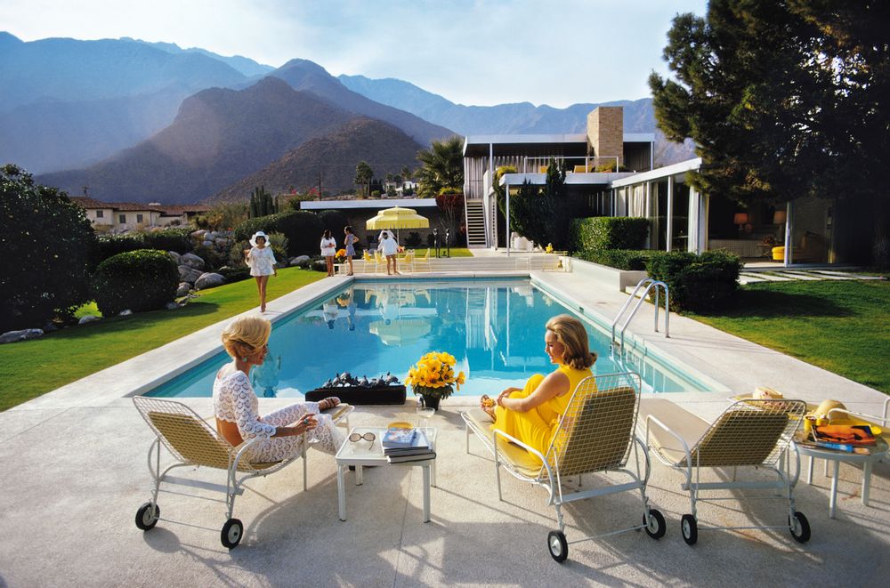 Other wall decoration - Poolside Glamour - GETTY IMAGES GALLERY