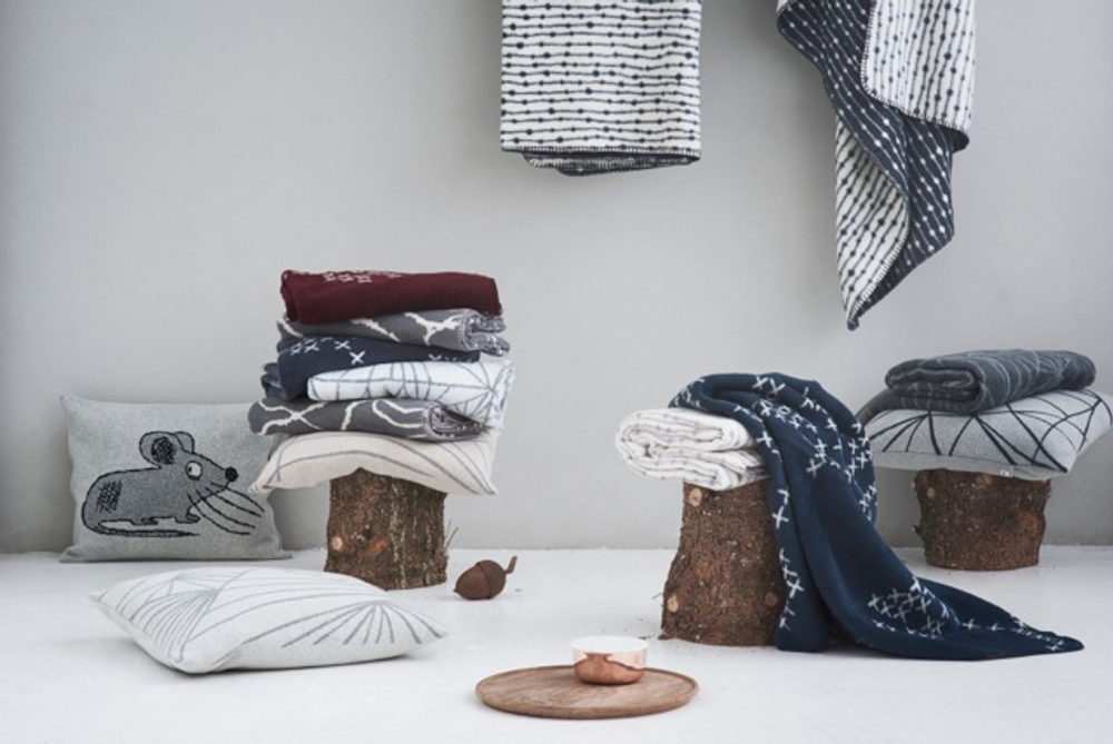 Throw blankets - Designer throw blankets and plaids - FABGOOSE
