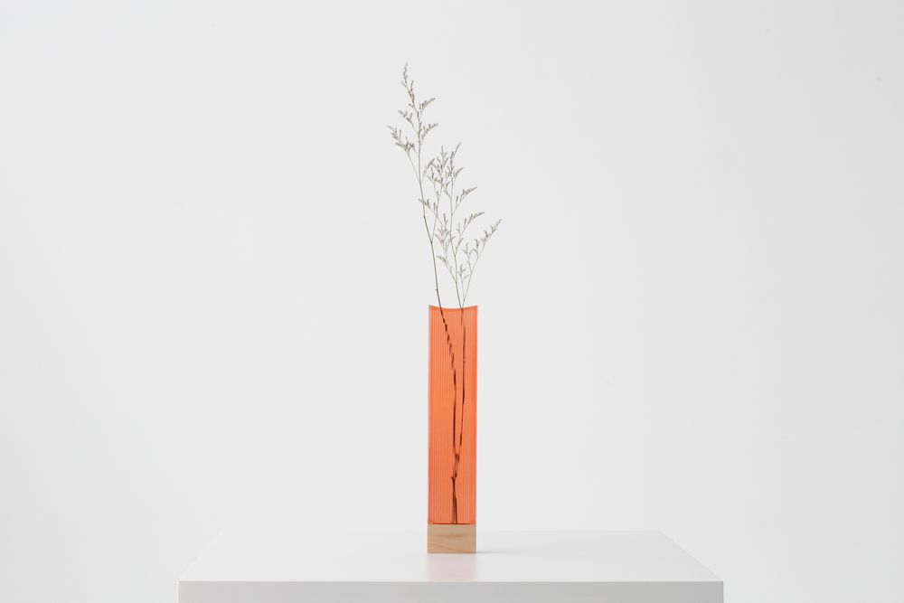 Vases - Slit Vase - SINGULAR CONCEPT