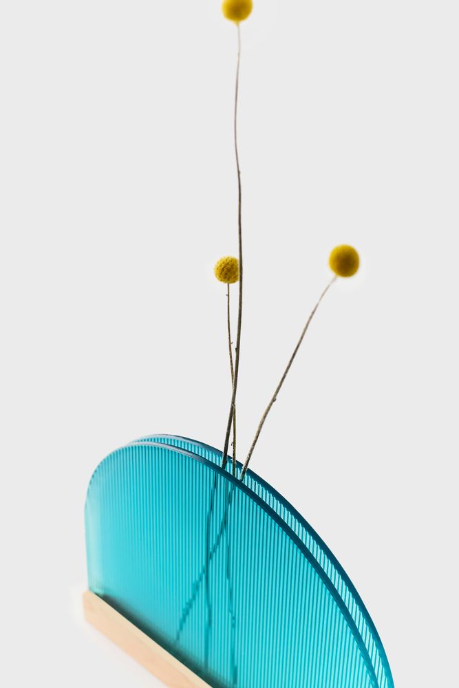 Vases - Slit Vase - SINGULAR CONCEPT