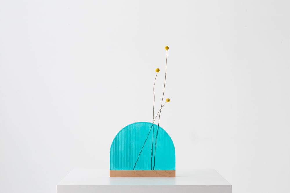 Vases - Slit Vase - SINGULAR CONCEPT
