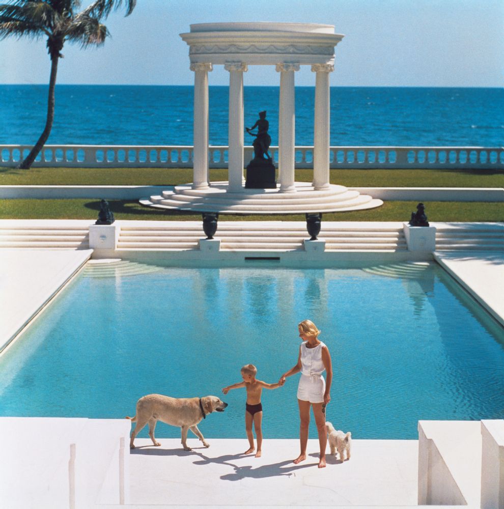 Other wall decoration - Nice Pool. - GETTY IMAGES GALLERY