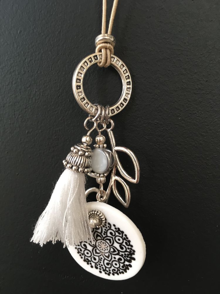Jewelry - Bijoux 4 - ALEX HACKETT
