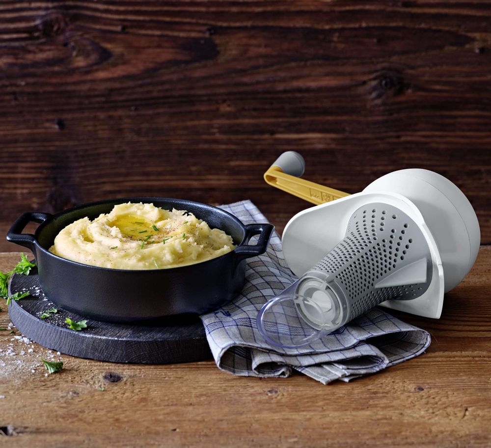 Kitchen utensils - Mashed Potato Maker / Potato Ricer  - BETTY BOSSI