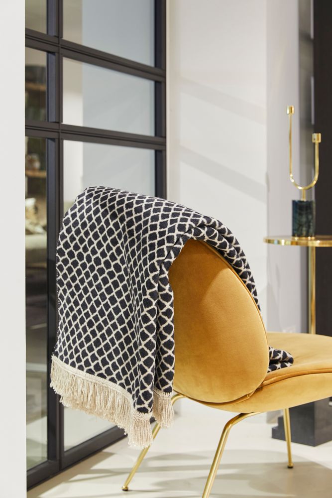 Throw blankets - Plaids - Made in Europe - CLAUDI