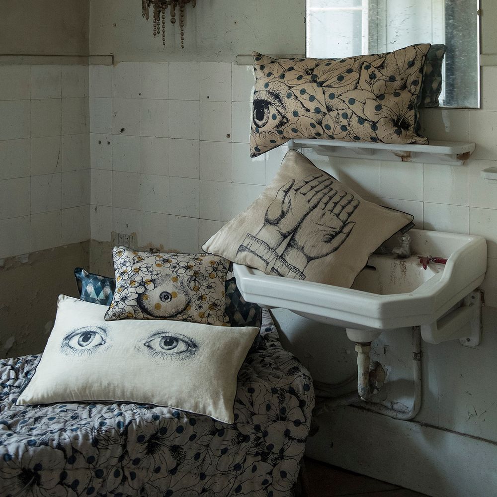 Fabric cushions - Japanese cushions - LE MONDE SAUVAGE BEATRICE LAVAL