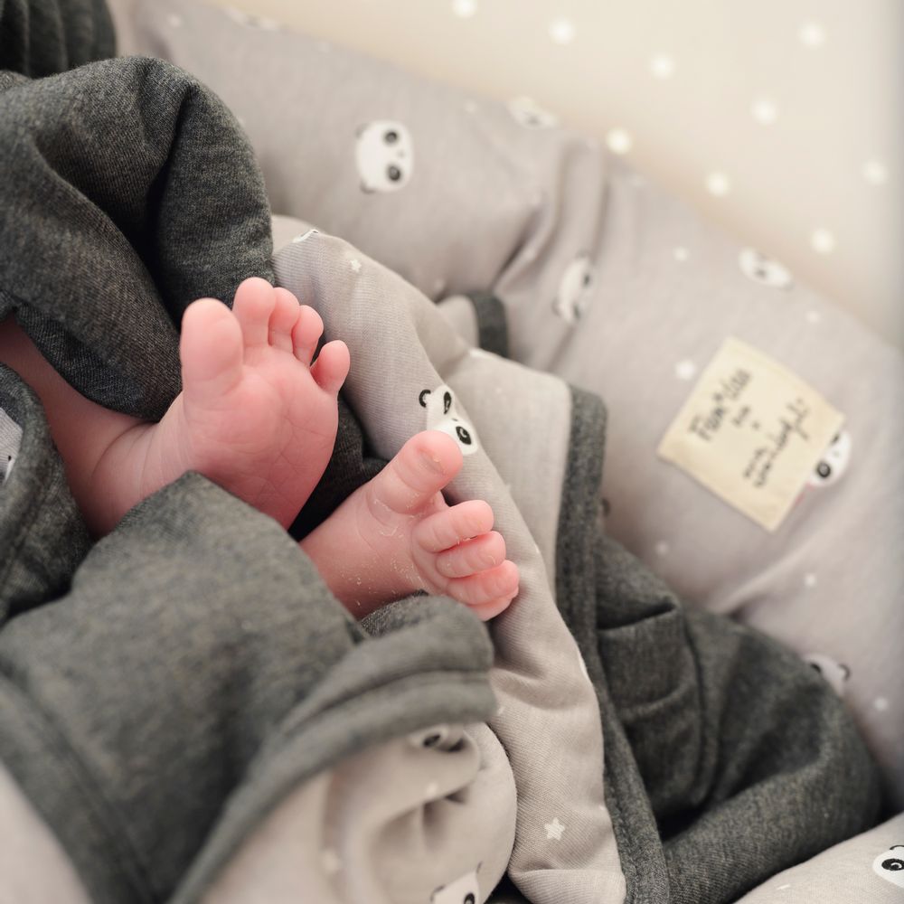 Kids accessories - Padded baby swaddle baby Mr.Panda ® by Mr. Wonderful ® - FUN*DAS BCN