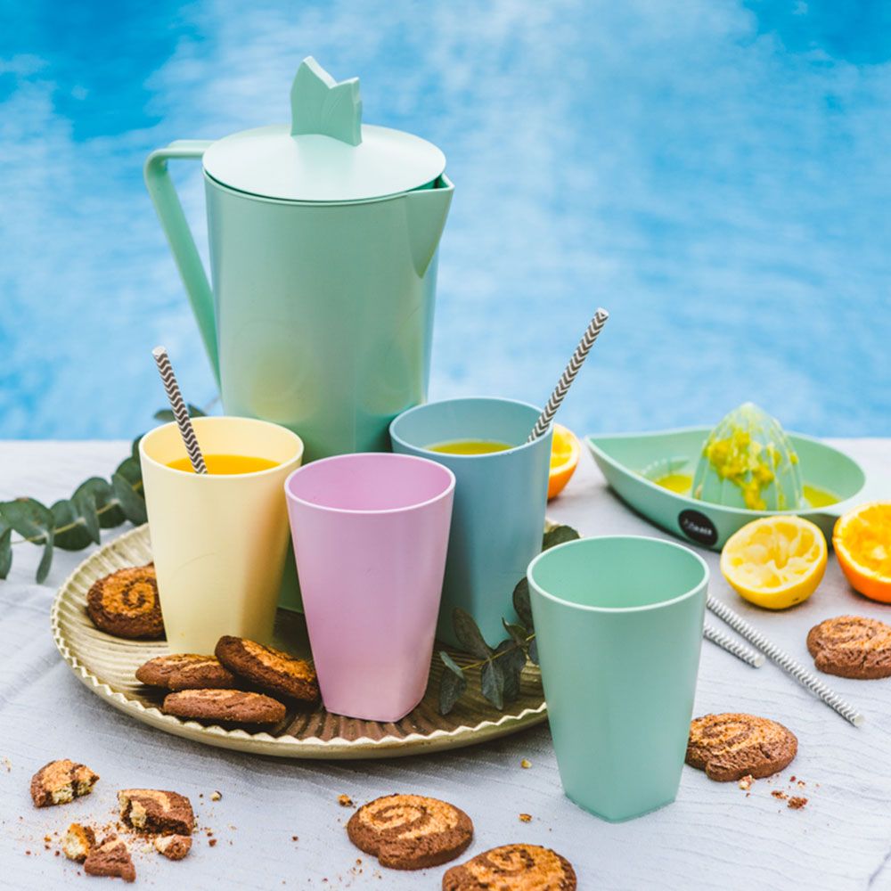 Design objects - SET LEMONADE TIME made from biobased plastics - PLASTIKA SKAZA - EXCEEDING EXPECTATIONS