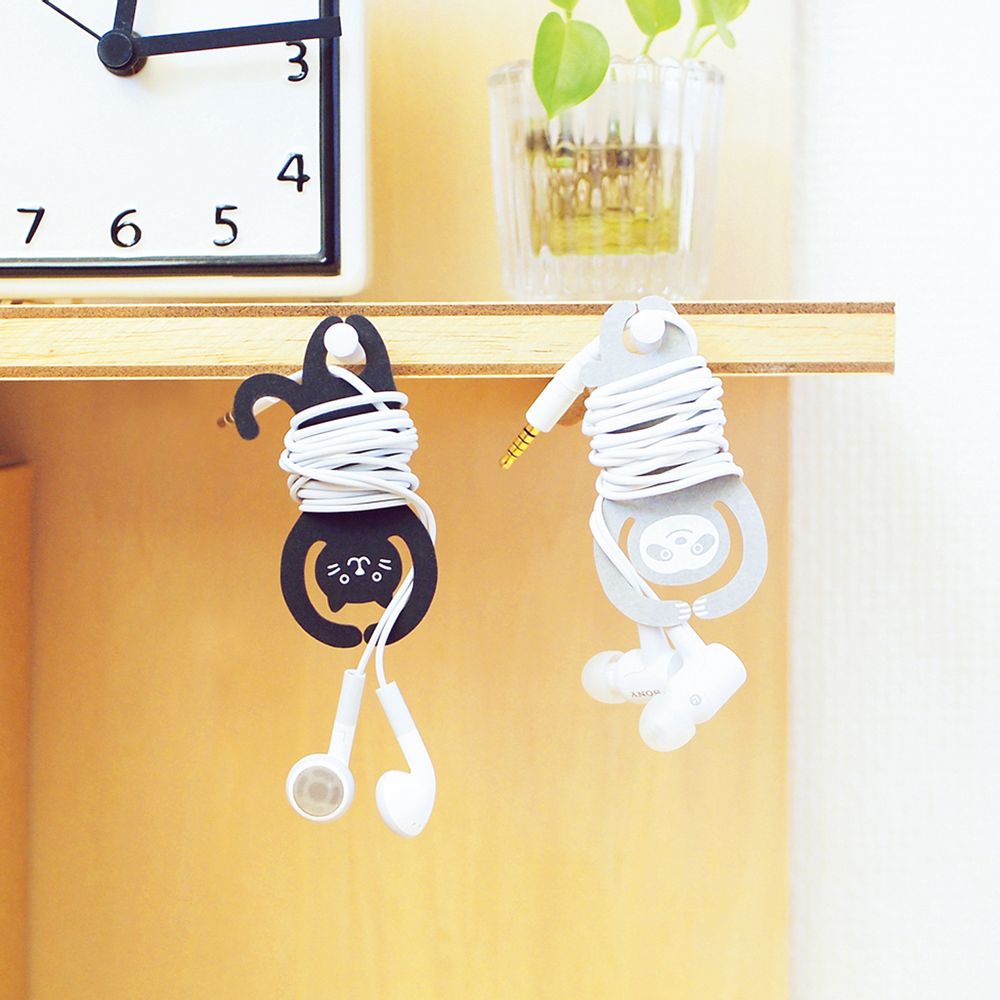 Cadeaux - Earphone Buddy cable holder - SUGAI WORLD