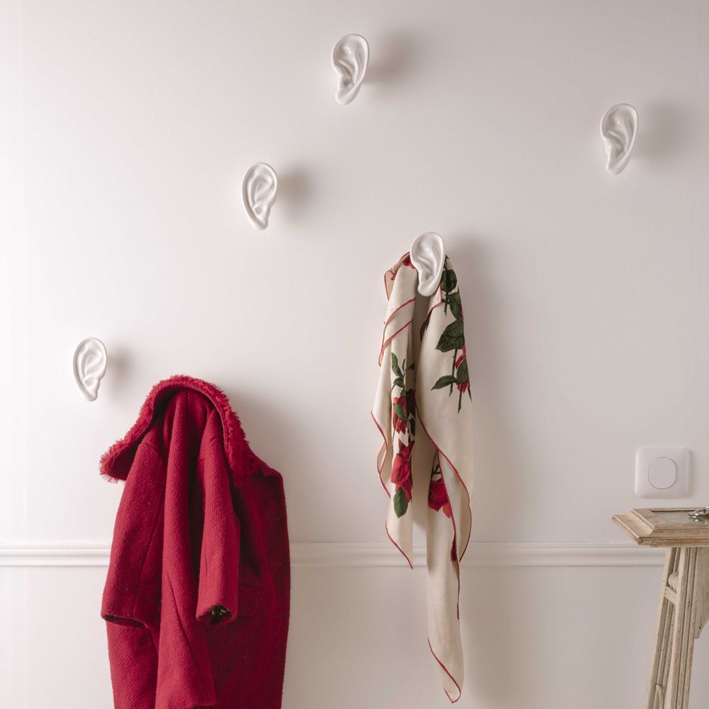 Objets design - " Les murs ont des oreilles " Patères murales / Porte-manteaux - MADE IN WAW ! BY CAROLINE SCHILLING