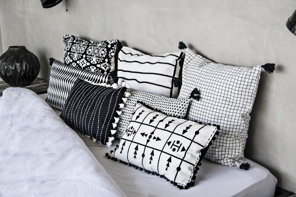 Coussins textile - Coussin Pointilliste 100 % coton - FEBRONIE