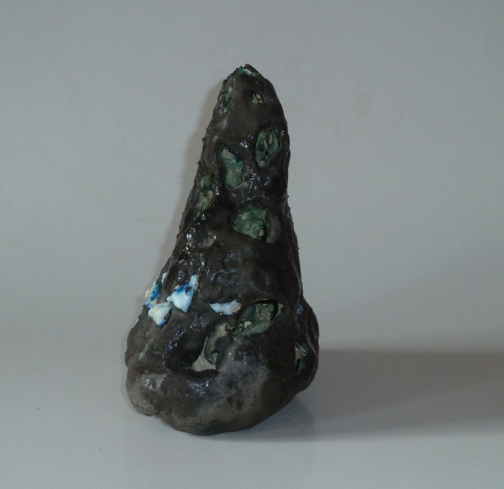 Ceramic - Black stele - ELISABETH BOURGET