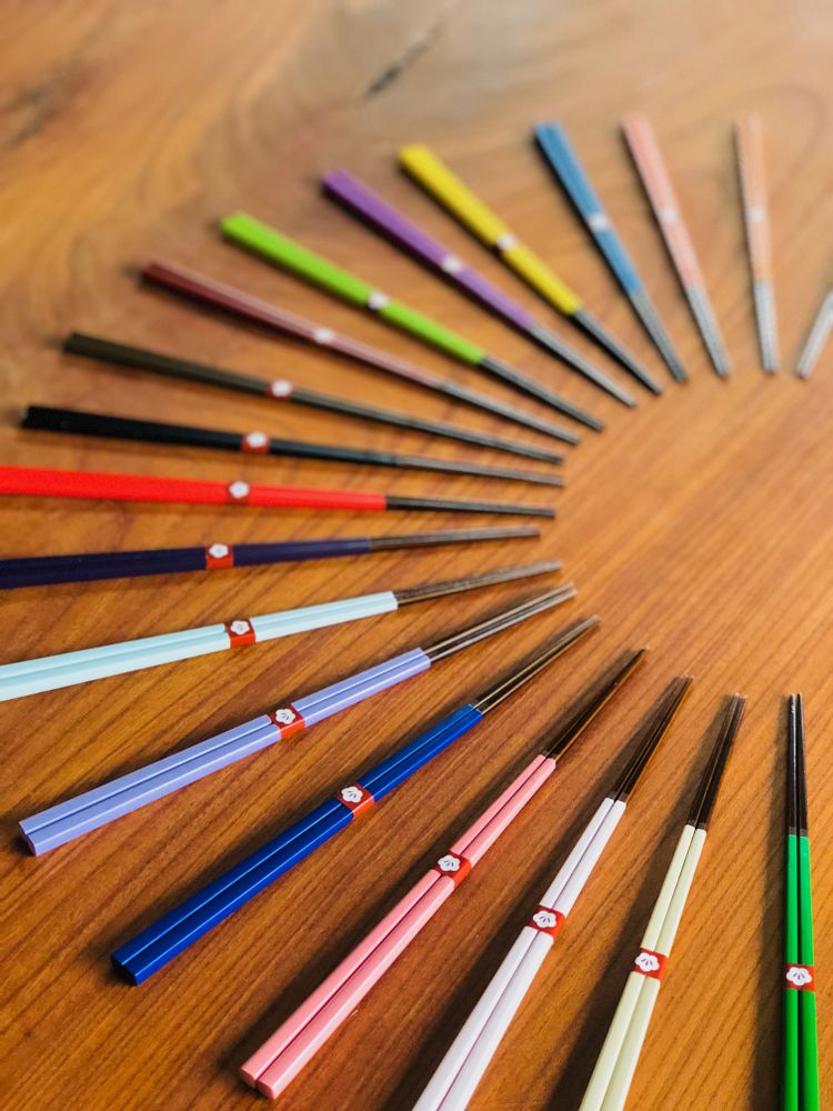 Gifts - Beautiful Bamboo chopsticks in 20 colours - KURABI