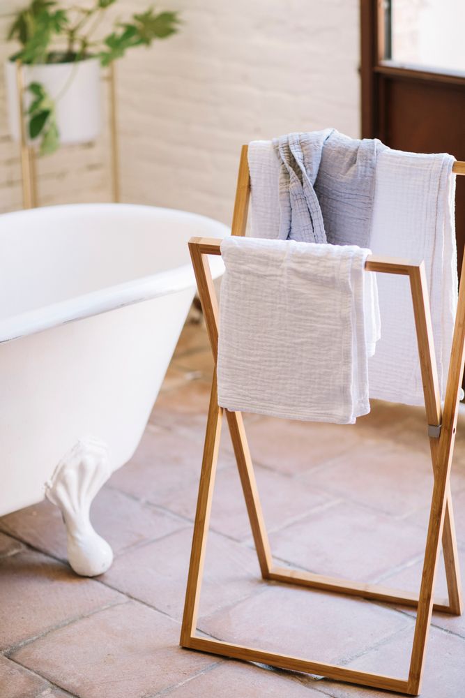 Bathroom mirrors - Bath Accesories Autumn-Winter 2019/20 - ANDREA HOUSE