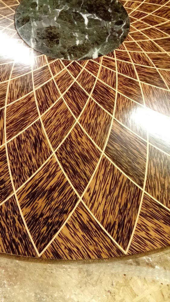 Tables Salle à Manger - table “Sunflower of the islands” - JULIEN LACHAUD ÉBÉNISTE