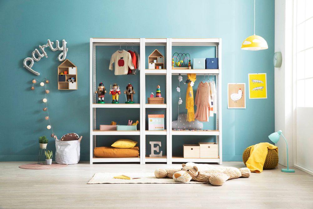 Wardrobe - SPEEDRACK SHELVES AND WARDROBE - SPEEDRACK