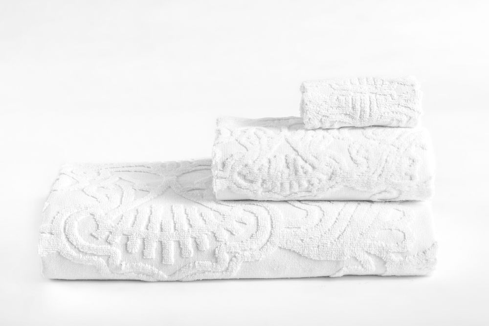 Decorative objects - Bath towel collection with matching bath mats - TINKALU GMBH