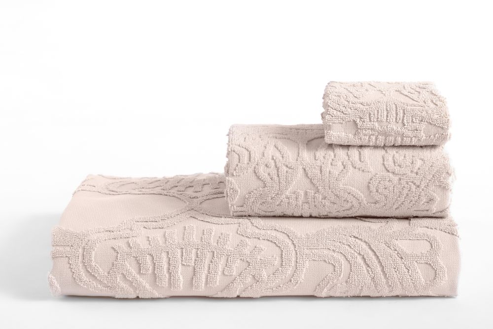 Decorative objects - Bath towel collection with matching bath mats - TINKALU GMBH