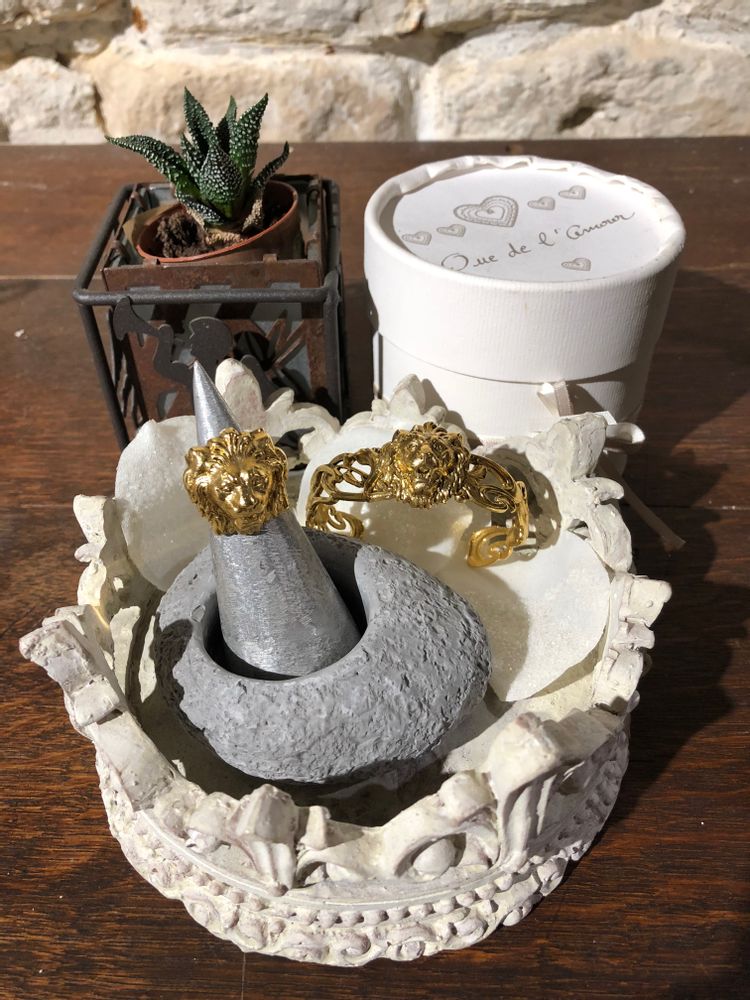 Jewelry - Lion Collection - LOTTA DJOSSOU