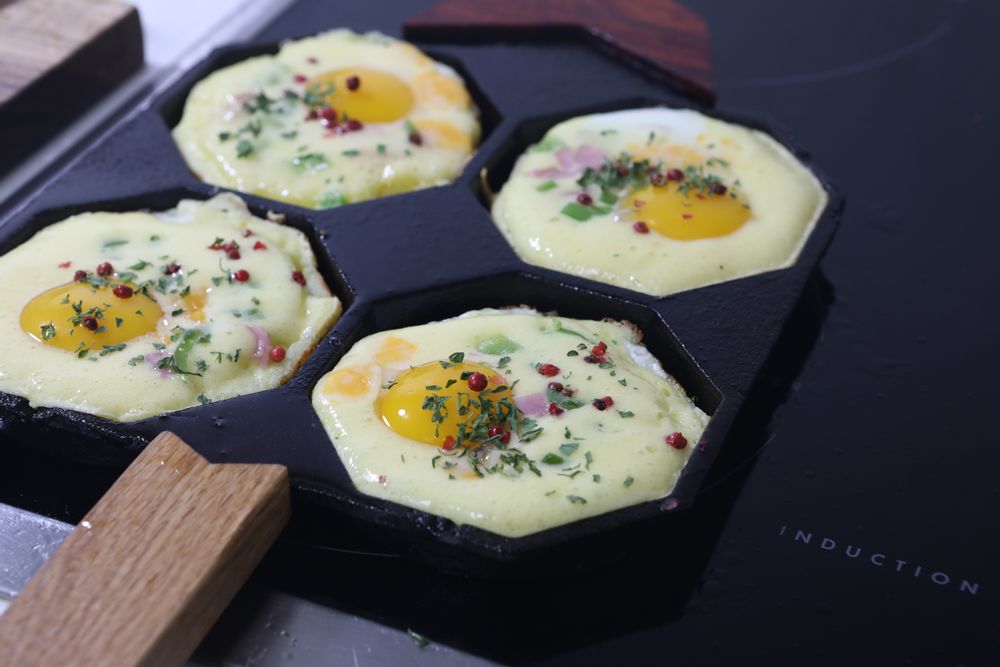 Objets design - Egg Pan Poêle  [Pre-Seasoned Cast Iron]  - MOMMY'S POT