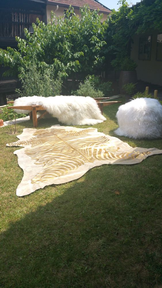 Tapis contemporains - Peau de vache - DUMAS TANNERIE