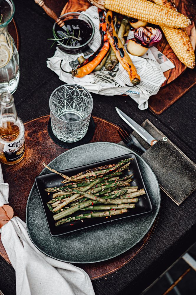 Flatware - The Raw Placemat - BRICKWALLS AND BARRICADES B.V.