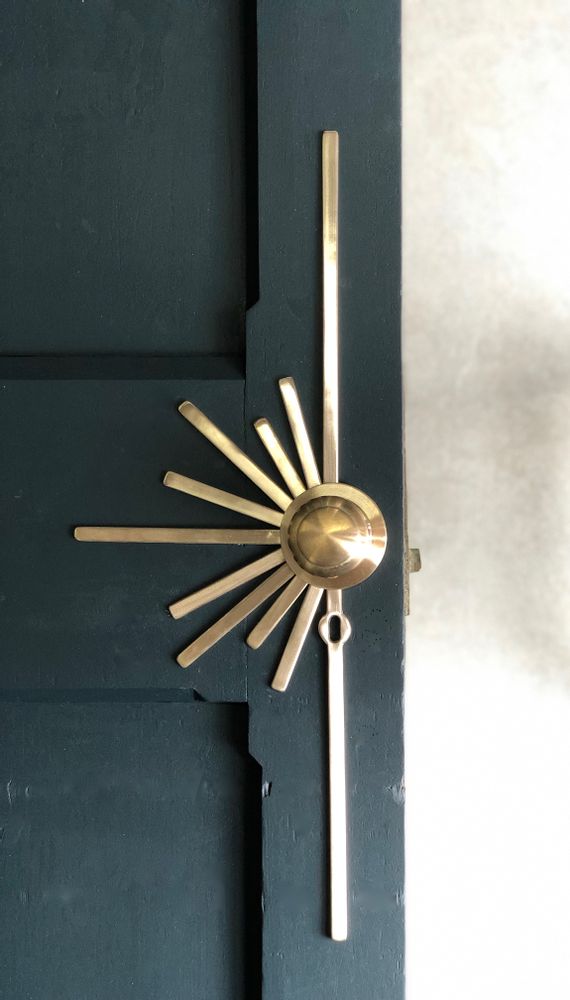 Artistic hardware - Sunburst lever handle - PHILIP WATTS DESIGN