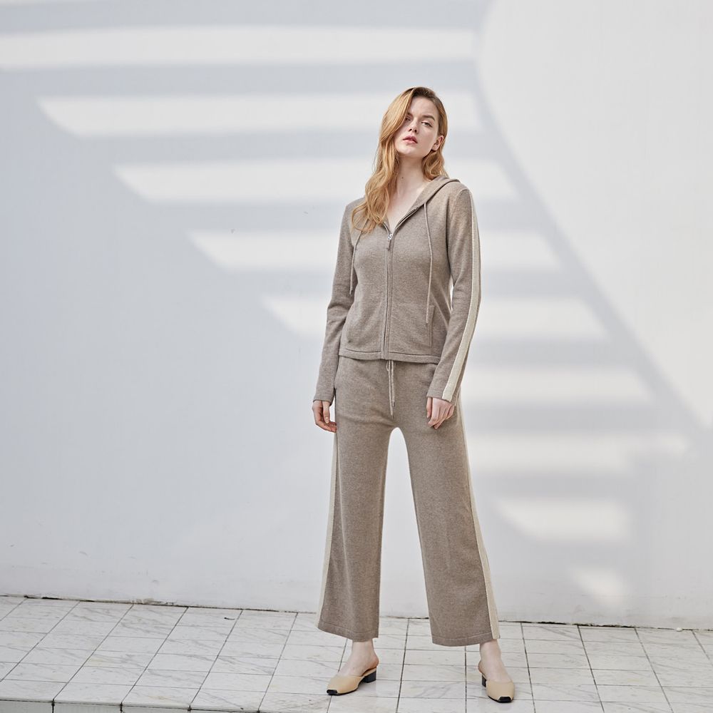 Homewear textile - Cardigan à capuche pur cachemire sportif Unyed - SANDRIVER MONGOLIAN CASHMERE