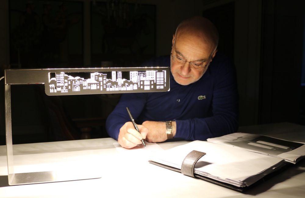 Design objects - Beirut City Desk Light - YOOK, BY RAMZI ABOUFADEL