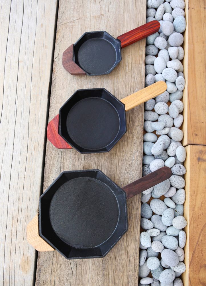 Objets design - Poêle originale 8.2 pouces  [Pre-Seasoned Cast Iron]  - MOMMY'S POT