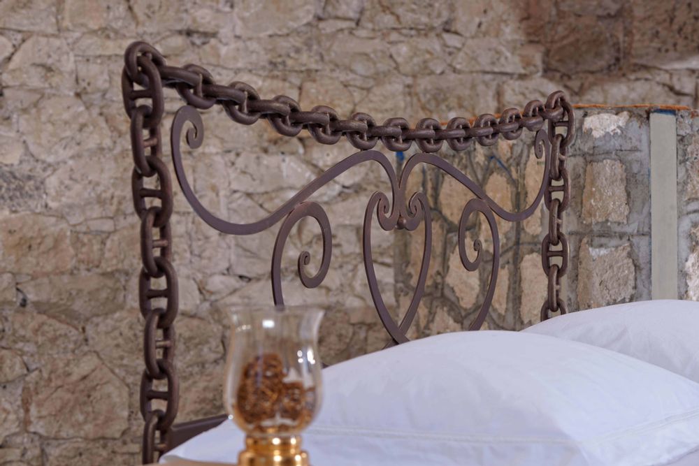 Lits - Iron Bed industrial style - Model Galini - VOLCANO - HANDMADE IRON BEDS