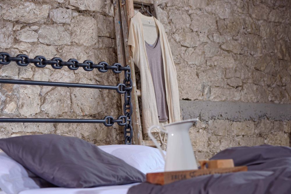 Quincaillerie d'art - Lit en fer fait main style industriel - Modèle Athina - VOLCANO - HANDMADE IRON BEDS