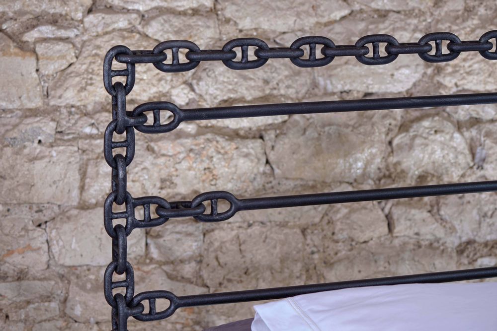 Quincaillerie d'art - Lit en fer fait main style industriel - Modèle Athina - VOLCANO - HANDMADE IRON BEDS