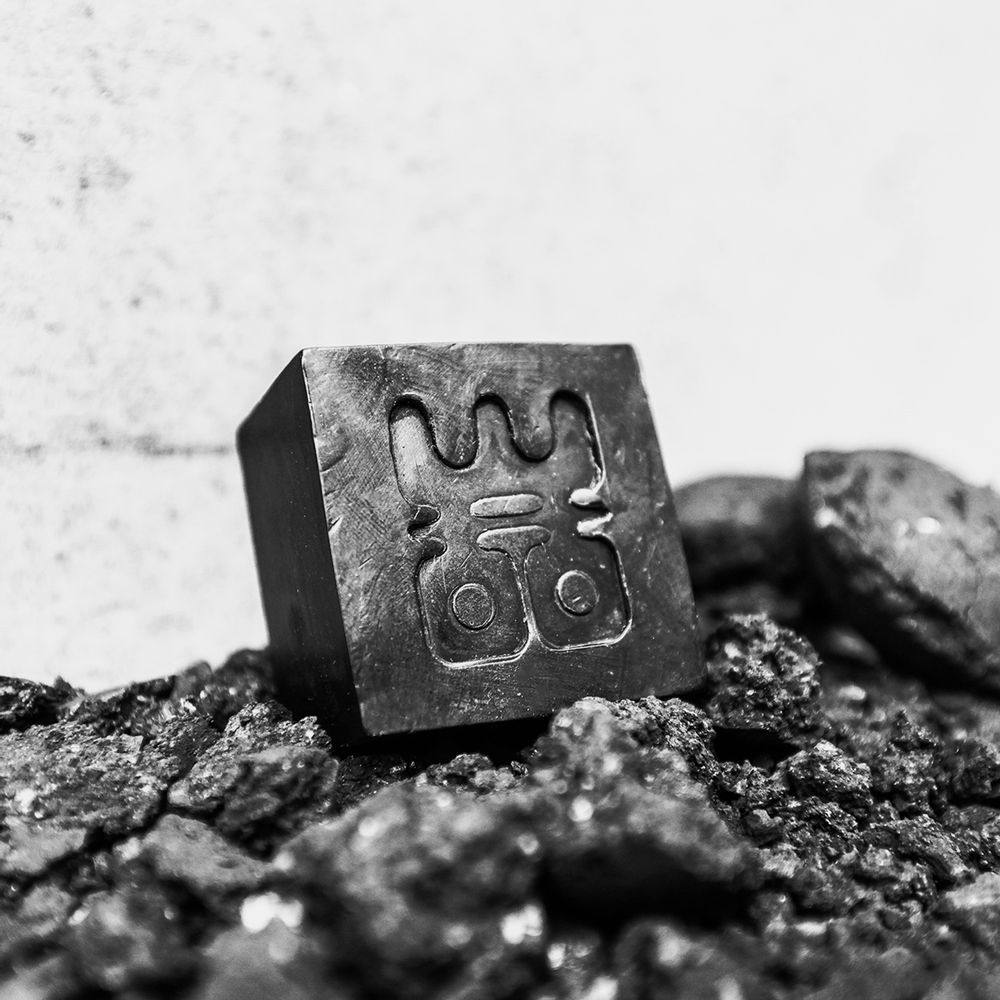 Soaps - WOO Charcoal Soap - WOO (WORLDS OF OPPORTUNITIES)