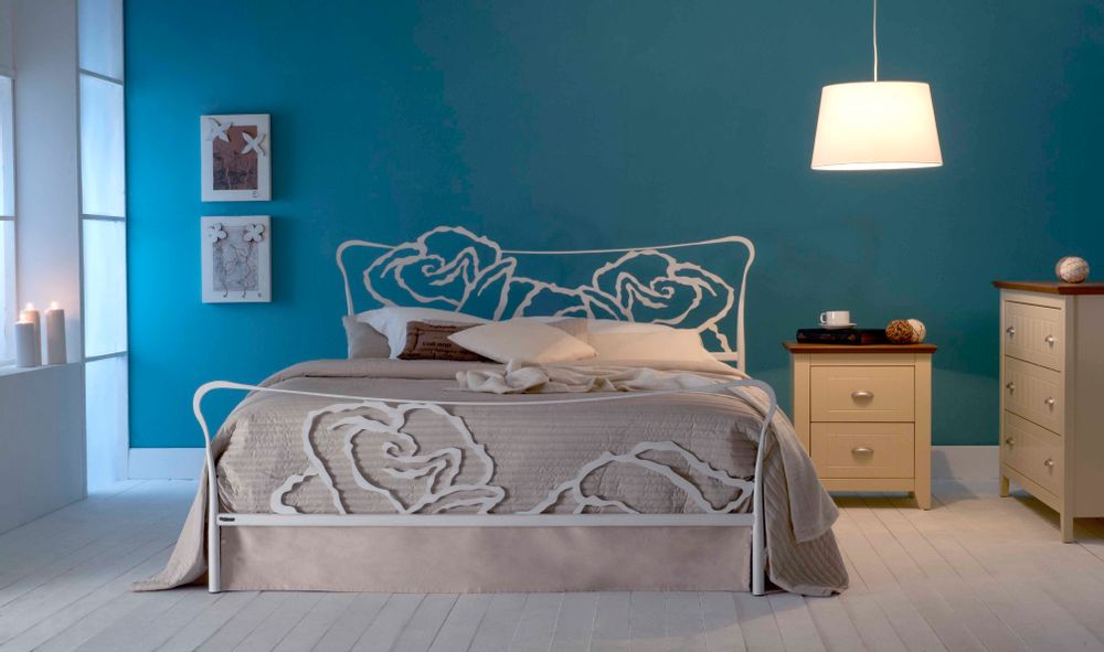 Artistic hardware - Arty style Handmade iron bed - Model Rose - VOLCANO - HANDMADE IRON BEDS