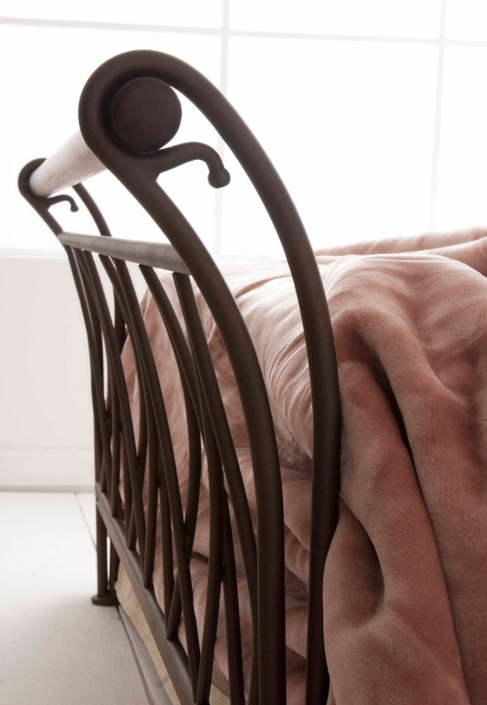 Artistic hardware - Modern style Handmade iron bed - Model Elina - VOLCANO - HANDMADE IRON BEDS