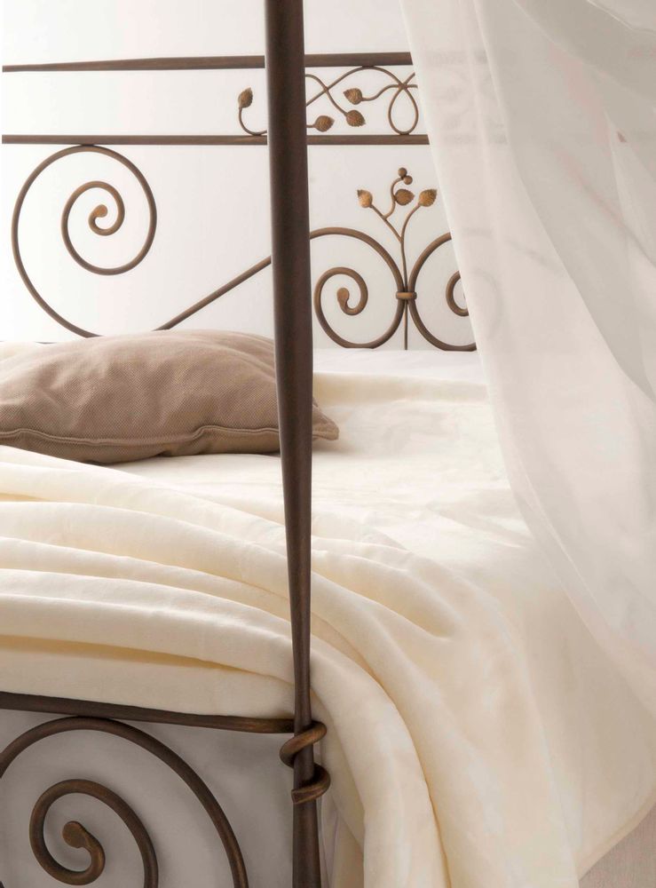 Quincaillerie d'art - in timeless form Handmade iron bed - Model Nefely Sky - VOLCANO - HANDMADE IRON BEDS