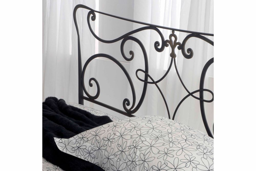 Objets design - Lit en fer fait main style art nouveau - Modèle Norm - VOLCANO - HANDMADE IRON BEDS