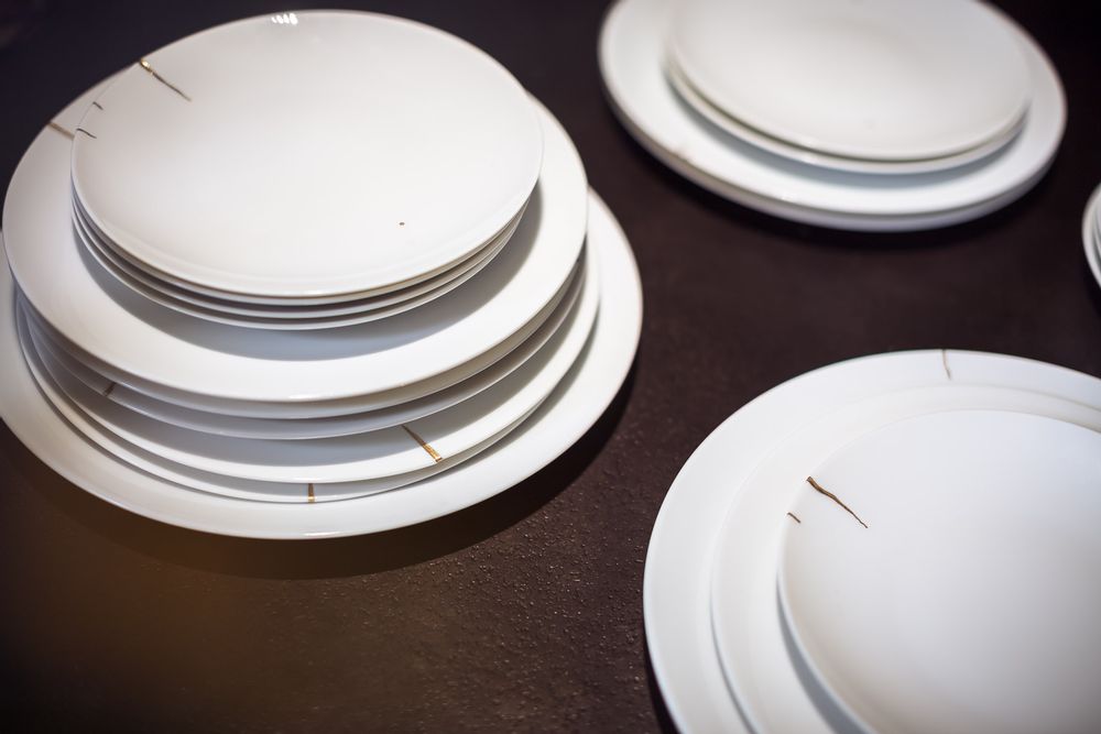 Decorative objects - Kintsugi Charentais (Charente Kintsugi) - Serving Plate - DRAGONFLY