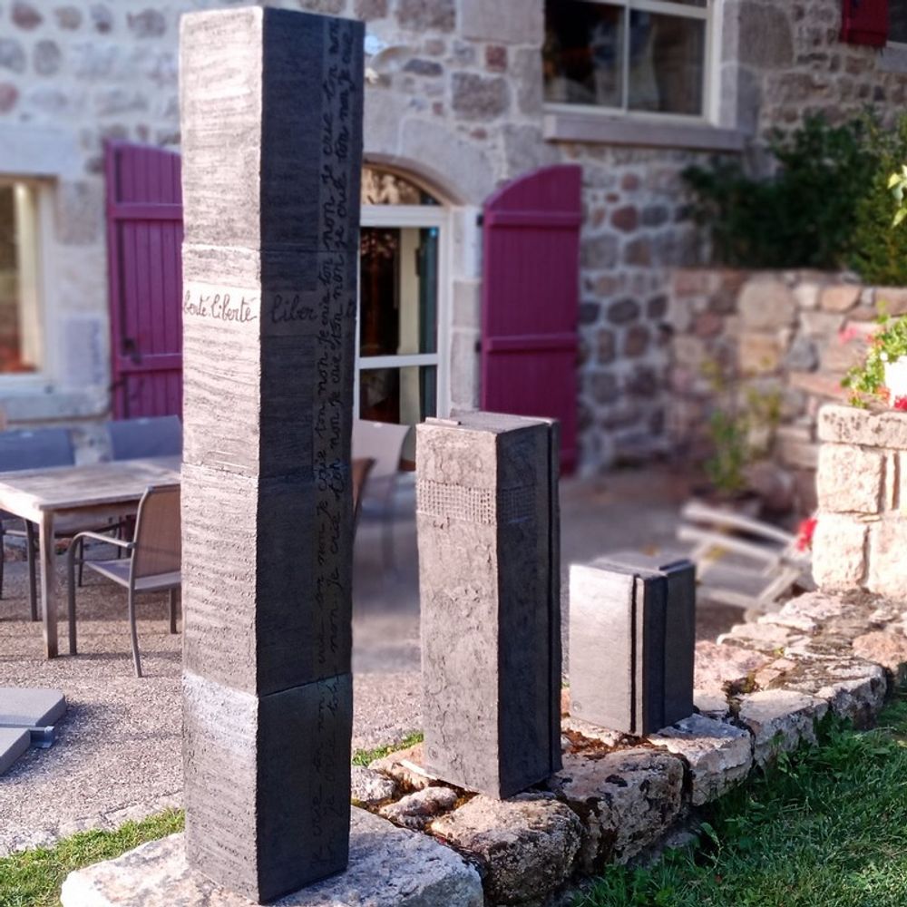 Céramique - sculpture monolithe - ATELIER ENTRE TERRES