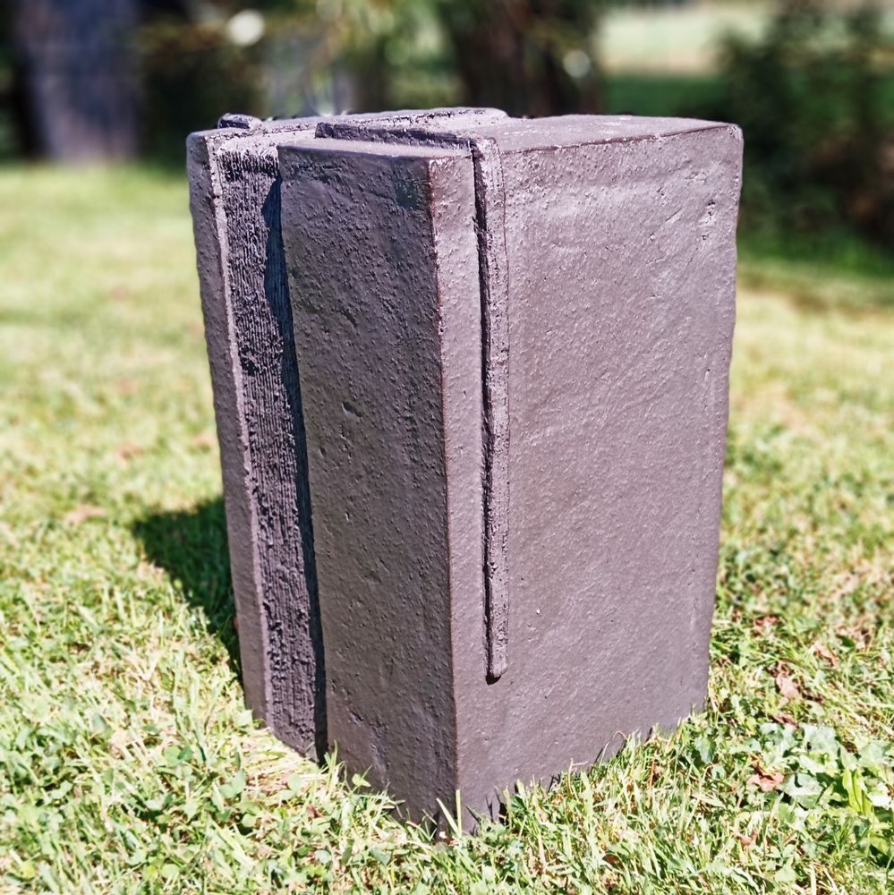 Céramique - sculpture monolithe - ATELIER ENTRE TERRES