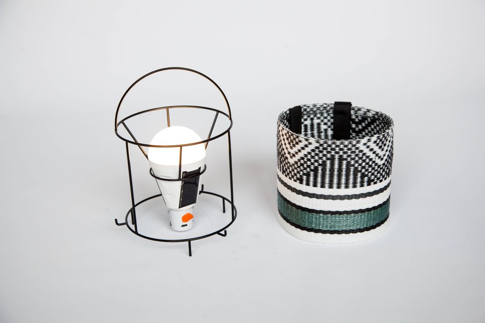 Objets de décoration - LAMPE À POSER, BALADEUSE LAMPE PORTATIVE SOLAIRE INDOOR & OUTDOOR - ALMADIE